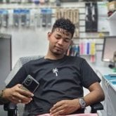 Busco pareja. Una mujer. Que sea