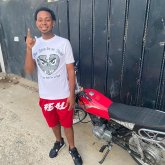 Mujeres,edad entre 30 y 29 morenita y