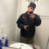 Busco mujeres de 26 años para abajo.