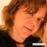 Mujer Giraluna de Caracas