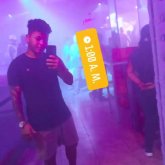 Chicas o señoras. Chico tranquilo.