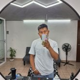 Busco ligar. Busco conoces chicas. Me