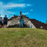 Busco pareja. Lo q se de.