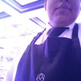 Bartender. Busco ligar. Una Amistad y