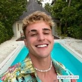 Busco pareja. Chica. Educado, limpio,