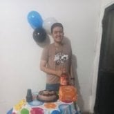 Busco ligar. Estoy soltero, busco