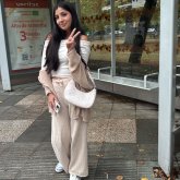 Altas con gafas o sin gafas. Alto guapo