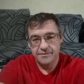 Busco ligar. Una mujer sincera y guapa y