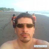 Vladimir073 chico soltero en San Salvador