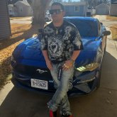 Mujeres latinas em especial. Hombre