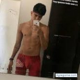 Busco: A mujeres
Me defino: DuroMe gusta: Las mujeres
