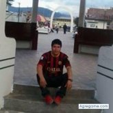 Busco pareja. Amigas y amigos.