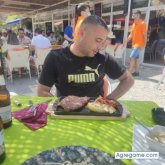 Chica. Divertido. Todo.