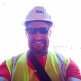 Busco matrimonio. Looking for a decent