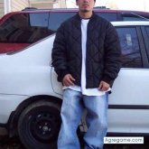Encuentra Hombres solteros en Newnan