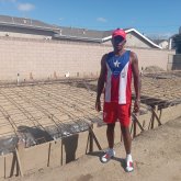 141166 chico soltero en North Hollywood