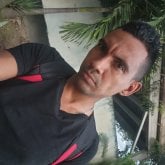 Busco pareja. Una pareja alguien con