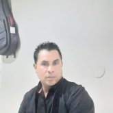 Hombres Solteros y Chicos Solteros en Norco