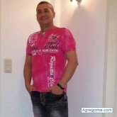 Soy musico. Busco ligar.