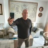 Busco pareja. Conocer una Dama, sencilla