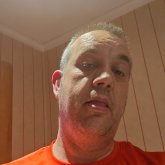 Trabajo. Busco pareja. Buena persona