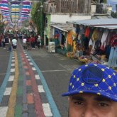 Busco conocer gente. Solo mujeres.