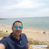 Busco hacer amistades. I look girls