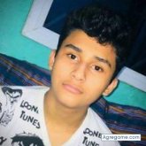 Busco pareja. Alguien para ablar.