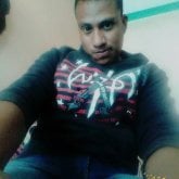 Juancarlas, Chico soltero,  años de Destin