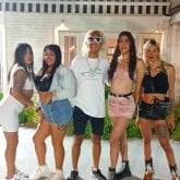 Mujeres no importa la edad.