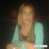 Busco: AmistadMe gusta: Bailar