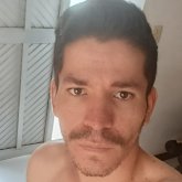 Una mujer que me quiera como yo soy.