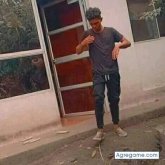 Trabajador. Busco pareja. Chicas guapas.