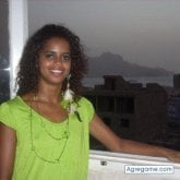 Mujeres solteras en Grecia, Griegas solteras