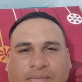 Busco conocer gente. Conocer a una