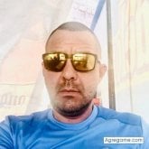 Busco conocer gente. Amistad. Alegre. Lo