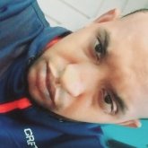 Enpleado y singador. Busco pareja. Busco