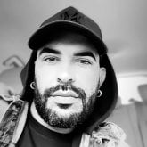 Busco mujeres de 22 a 50 años. Andaluz