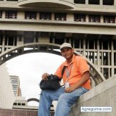 fotografomiron chico soltero en Guacara