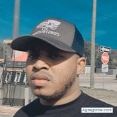 Disponible. Busco pareja. Chicas.