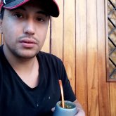 Civil. Busco ligar. Mujeres. Hombre.