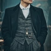 Divertida y directa. Holaa, me gusta