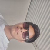 Estudiante. Mujeres, de 18 a más , no 