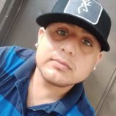 Soy romántico detallista cojer mucho.