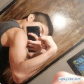 Busco pareja. Hombres. Gay. La leche.