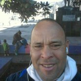 Cómo un hombre alegre serio me gusta