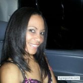 MiaLV chica soltera en New London