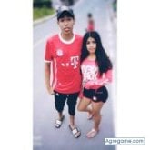 Busco pareja. Todo. Nada. Todo.