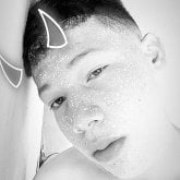 Estoy buscando mujeres edad tengo 18.