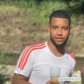 Busco pareja. Una mujer amable q quiera